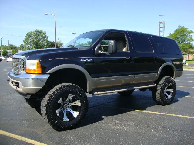 Ford Excursion 2000 photo 1