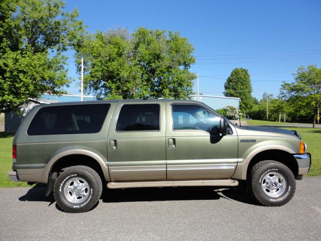 Ford Excursion 2000 photo 25