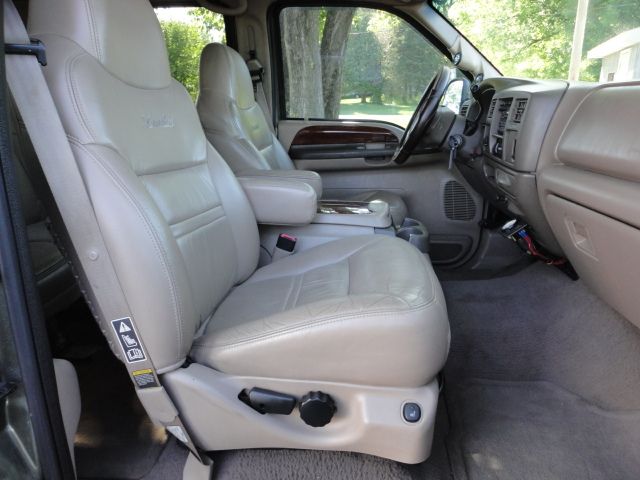 Ford Excursion 2000 photo 6