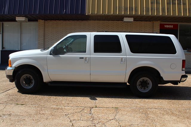 Ford Excursion SL 4x4 Regular Cab SUV