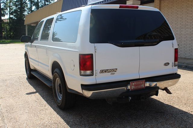 Ford Excursion 2000 photo 4