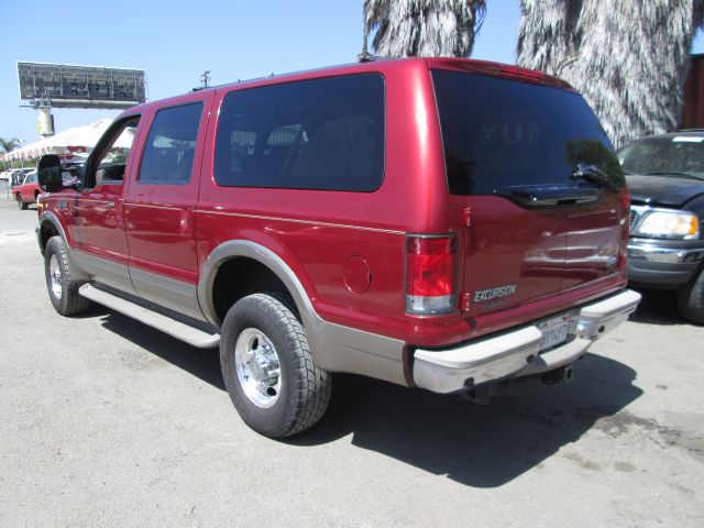 Ford Excursion 2000 photo 1