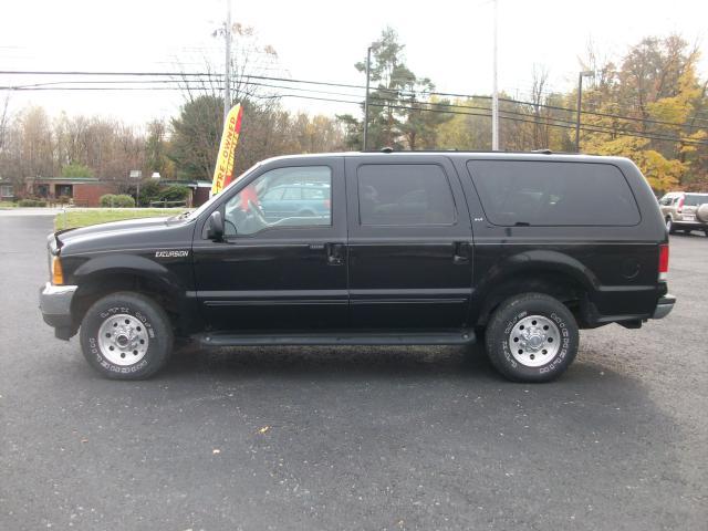 Ford Excursion 2000 photo 3