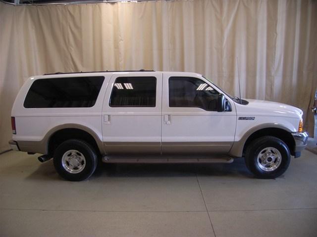 Ford Excursion 2000 photo 2