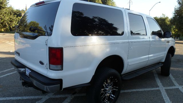 Ford Excursion SL 4x4 Regular Cab SUV