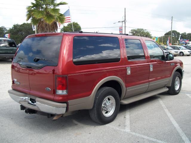 Ford Excursion 2000 photo 2