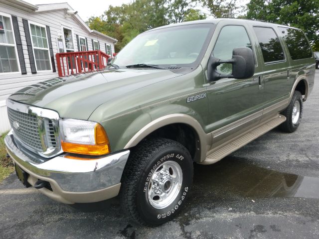 Ford Excursion 2000 photo 2