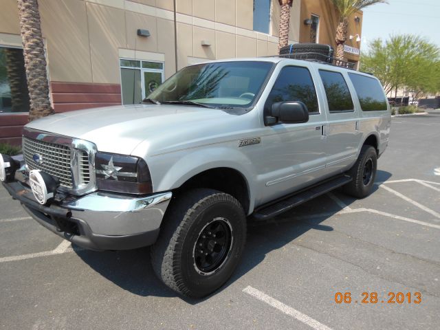 Ford Excursion 2000 photo 3