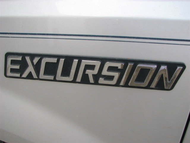 Ford Excursion 2000 photo 1