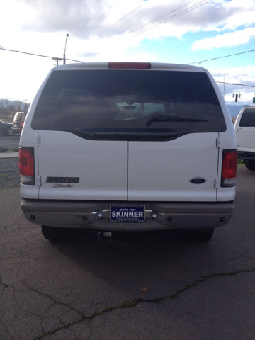 Ford Excursion 2000 photo 3