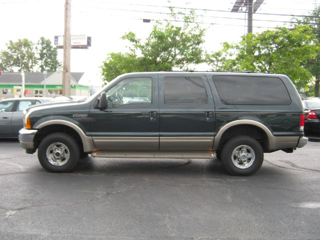 Ford Excursion 2000 photo 1