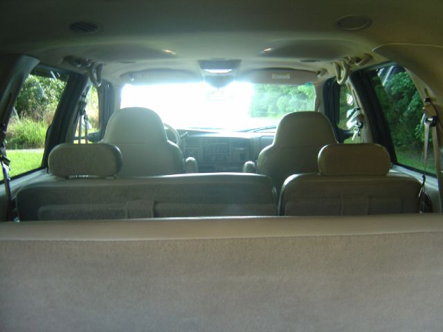 Ford Excursion 2000 photo 20