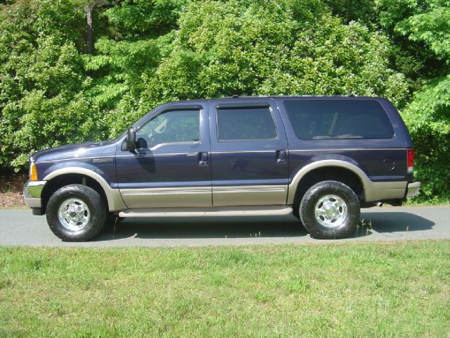 Ford Excursion 2000 photo 22