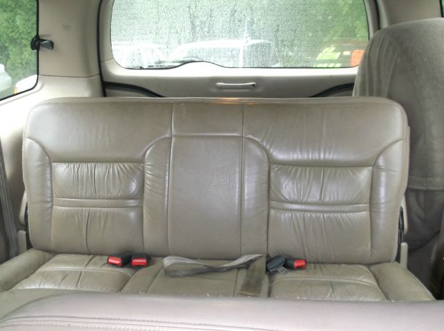 Ford Excursion 2000 photo 2