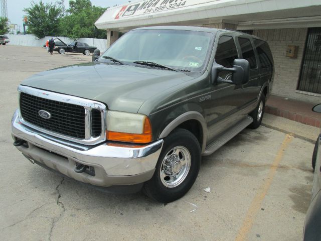 Ford Excursion 2000 photo 1