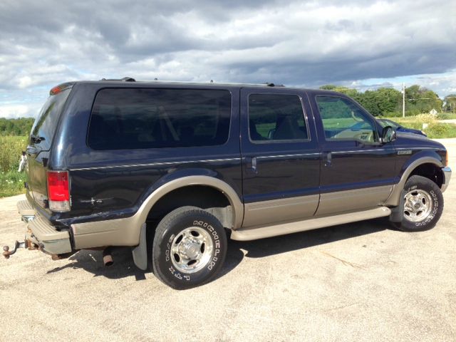 Ford Excursion 2000 photo 2