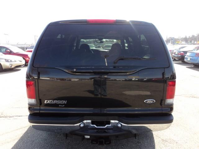 Ford Excursion 2000 photo 2