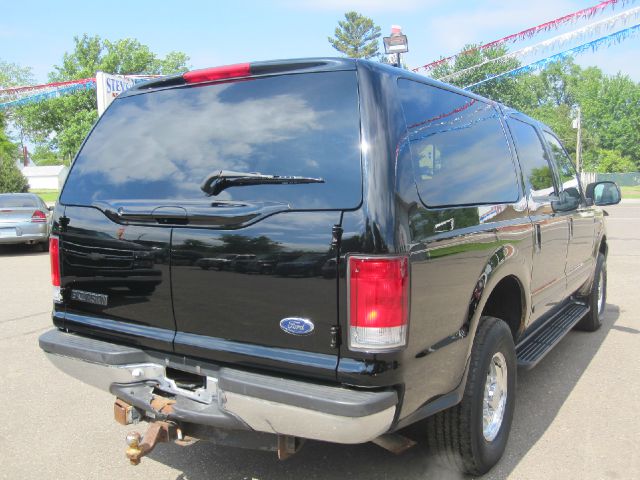 Ford Excursion 2000 photo 1