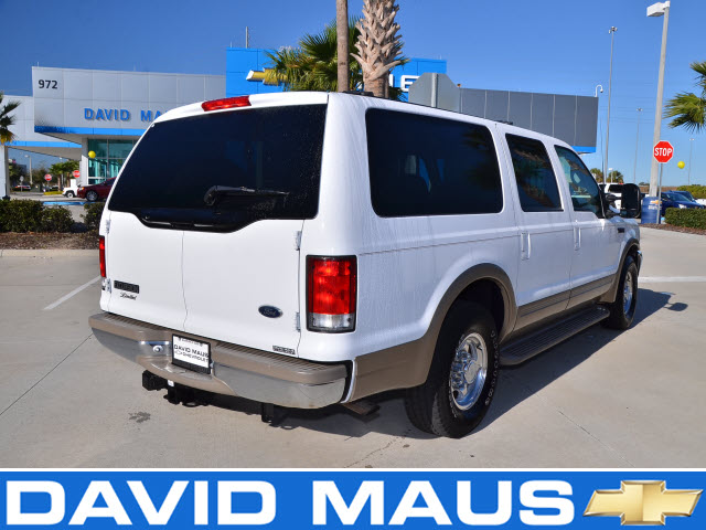 Ford Excursion 2000 photo 2