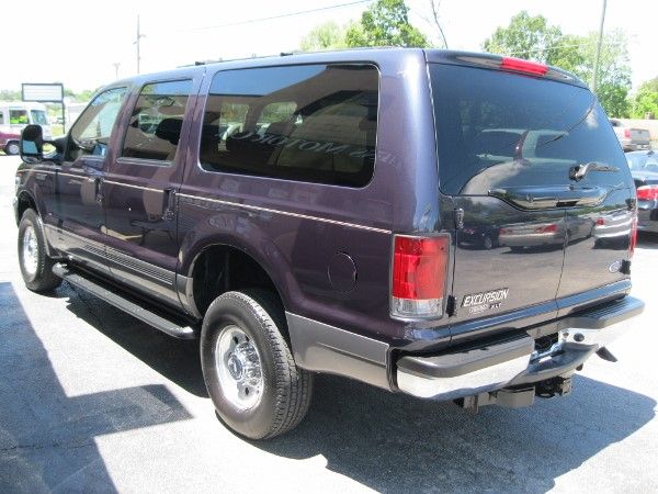 Ford Excursion 2001 photo 22