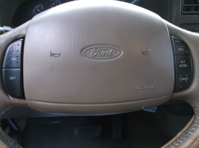 Ford Excursion 2001 photo 4