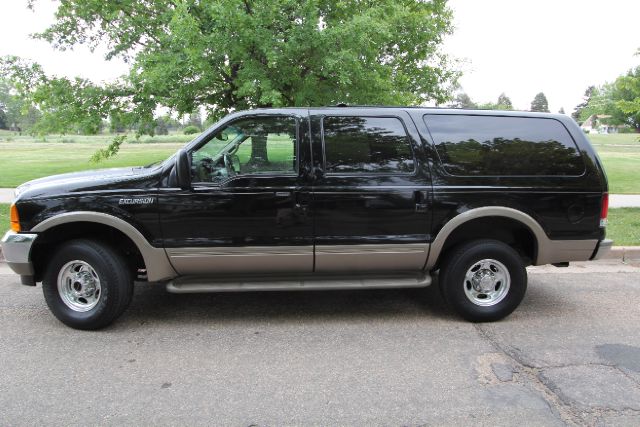 Ford Excursion 2001 photo 14