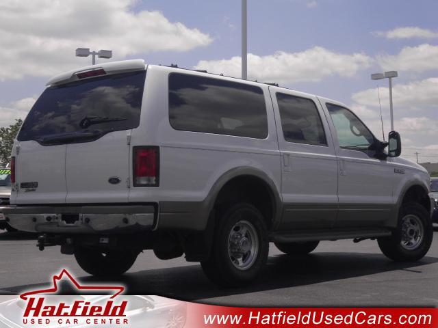 Ford Excursion 2001 photo 15