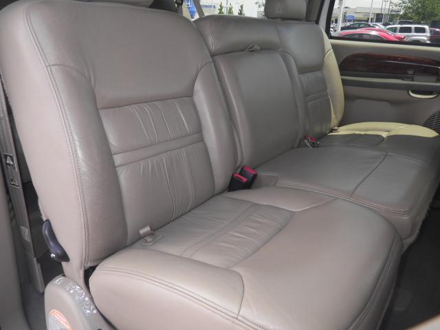 Ford Excursion 2001 photo 6