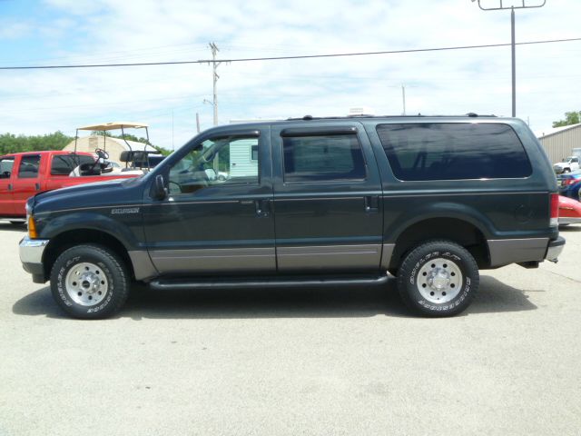 Ford Excursion 2001 photo 18