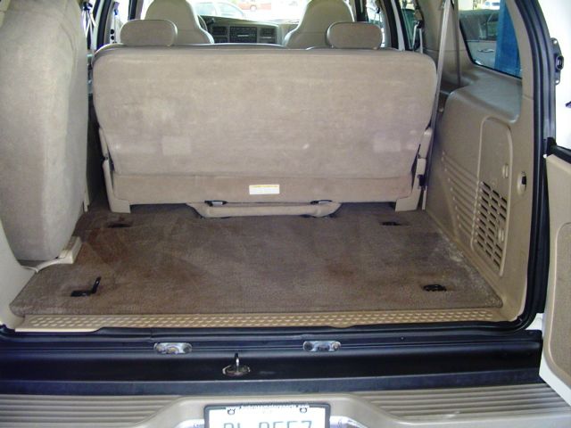 Ford Excursion 2001 photo 19