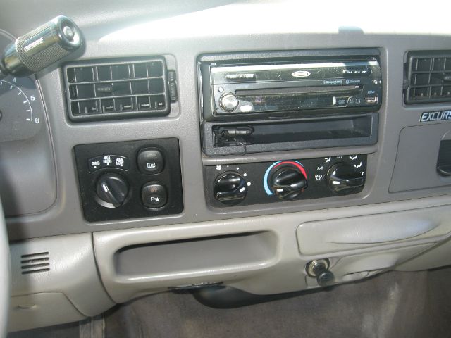 Ford Excursion 2001 photo 3