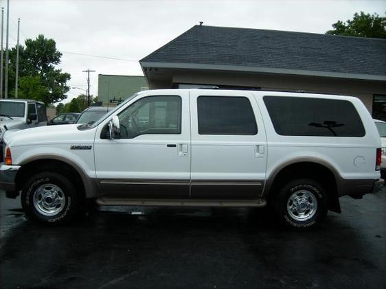 Ford Excursion 2001 photo 5