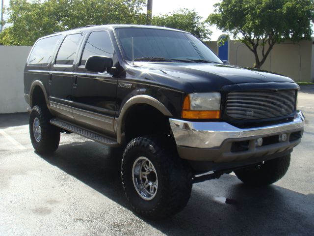 Ford Excursion 2001 photo 3