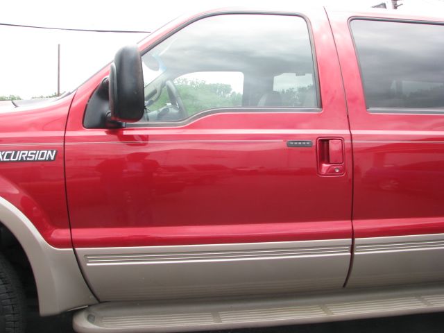 Ford Excursion 2001 photo 15