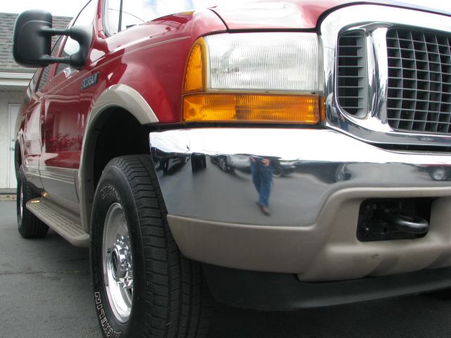 Ford Excursion 2001 photo 31