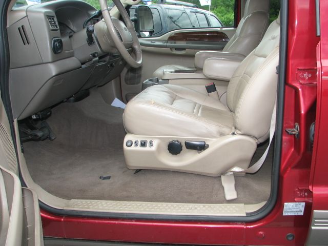 Ford Excursion 2001 photo 45