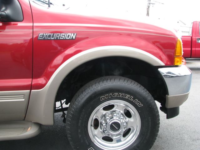 Ford Excursion 2001 photo 55