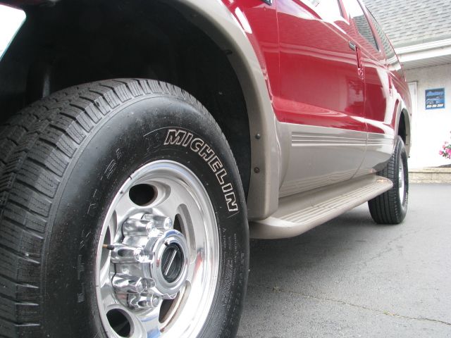 Ford Excursion 2001 photo 77