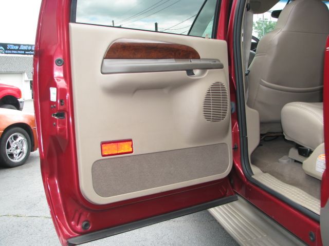 Ford Excursion 2001 photo 79