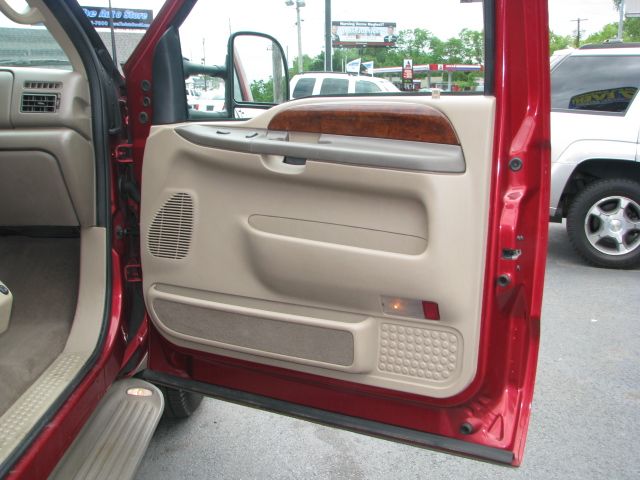 Ford Excursion 2001 photo 86