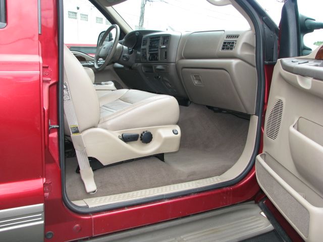 Ford Excursion 2001 photo 92