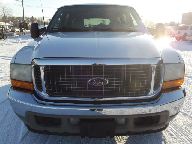 Ford Excursion 2001 photo 3