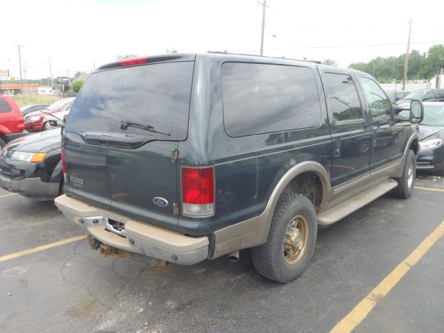 Ford Excursion 2002 photo 3