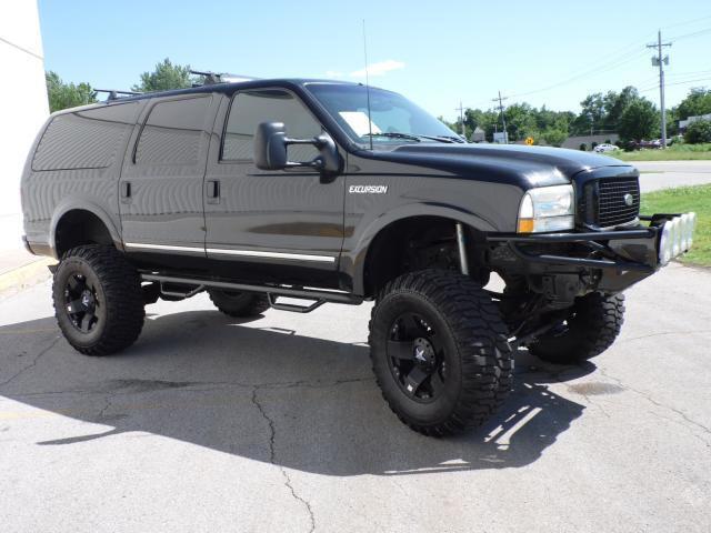 Ford Excursion 2002 photo 21