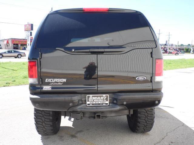 Ford Excursion 2002 photo 25