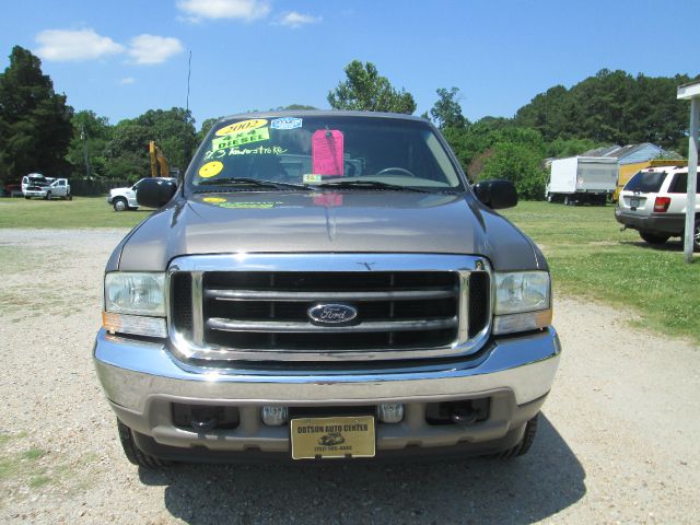 Ford Excursion SLE - Clean Carfax Sharp SUV