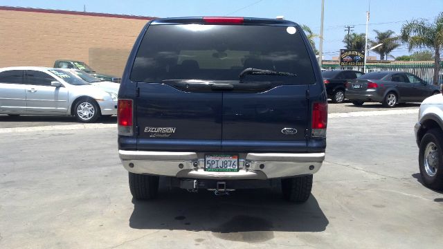 Ford Excursion 2002 photo 3