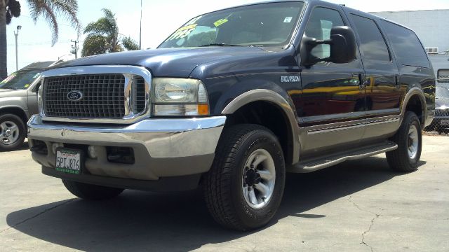 Ford Excursion 2002 photo 7