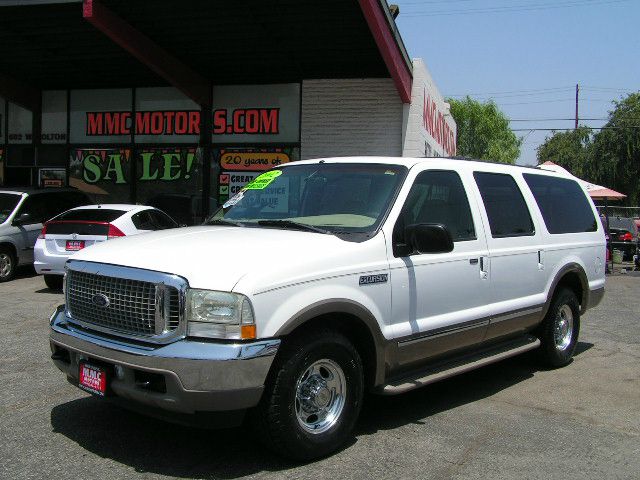 Ford Excursion 2002 photo 2