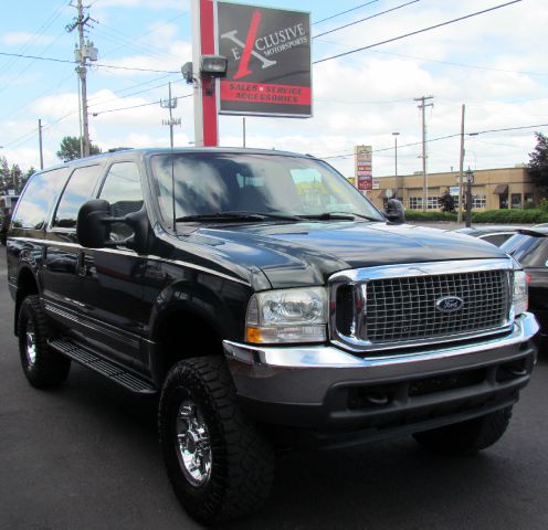 Ford Excursion 2003 photo 1